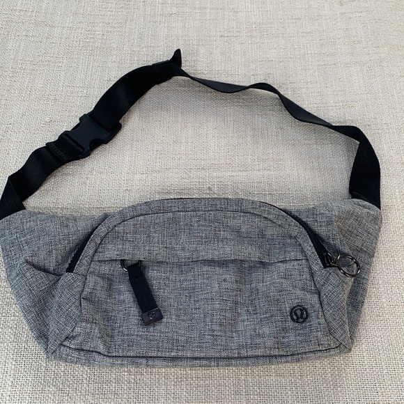 Handbags - Lululemon Waist bag NWOT